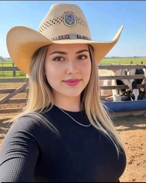 fexago3093's Cover Photo