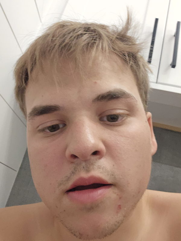 paetongrooms, 19 years old from Australia