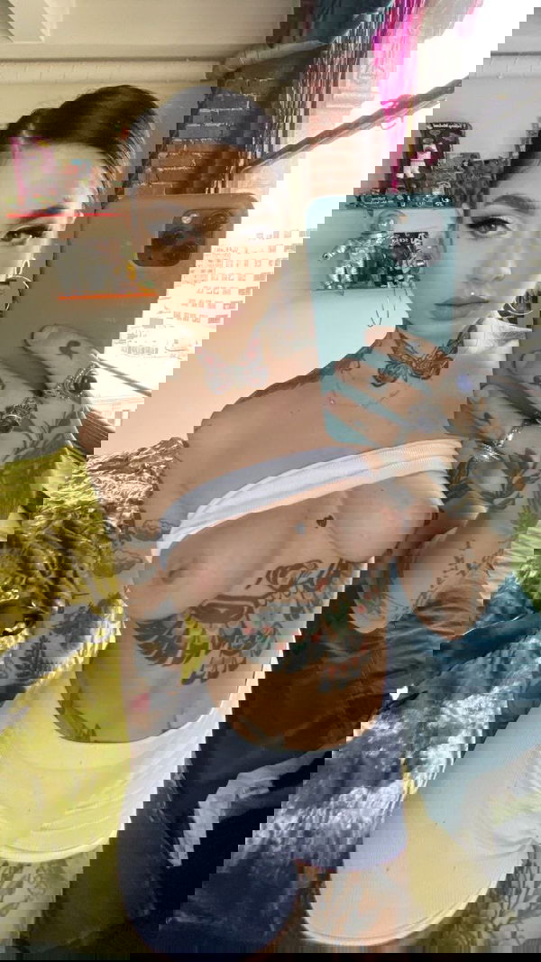 Liza_678, 22 years old from United States