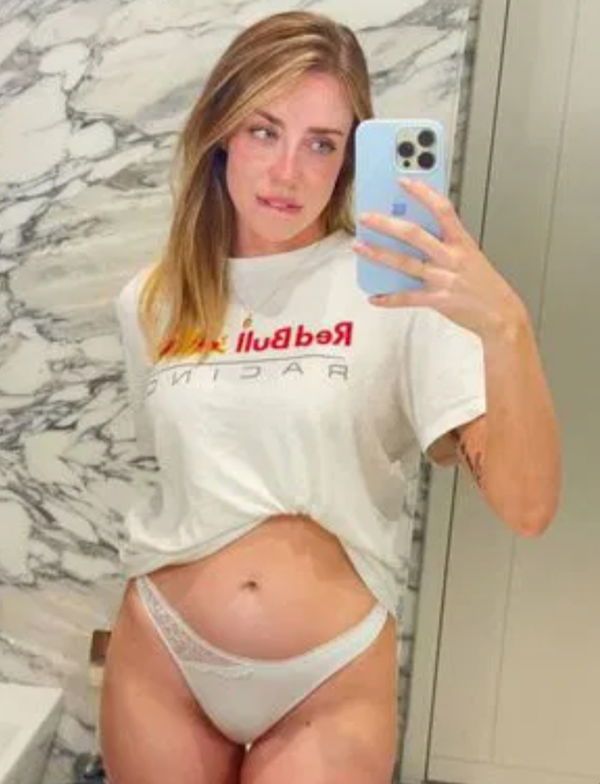 vomijag, 25 years old from United States