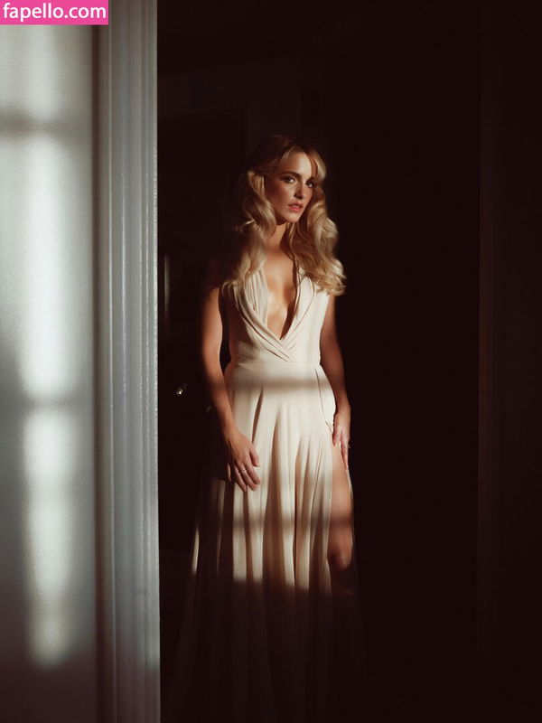 wavey29279, 22 years old from Sweden