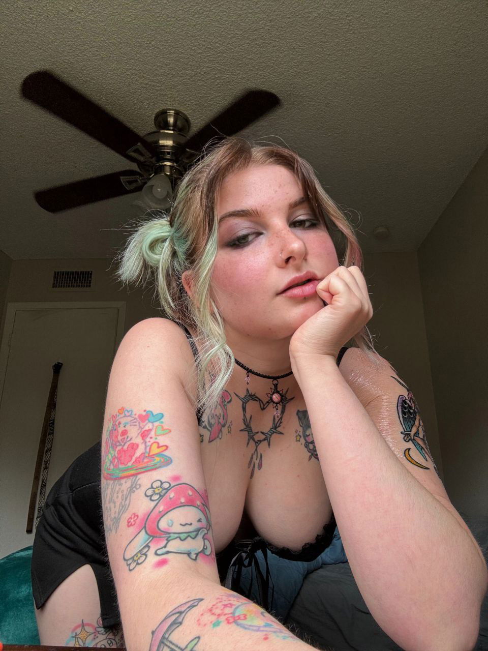 vyyvpup's Cover Photo