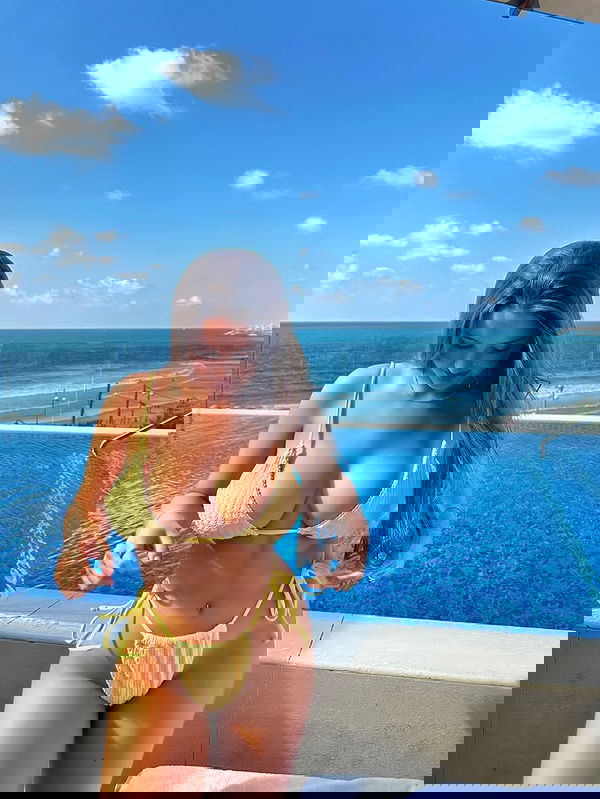 nipixo6795, 19 years old from France