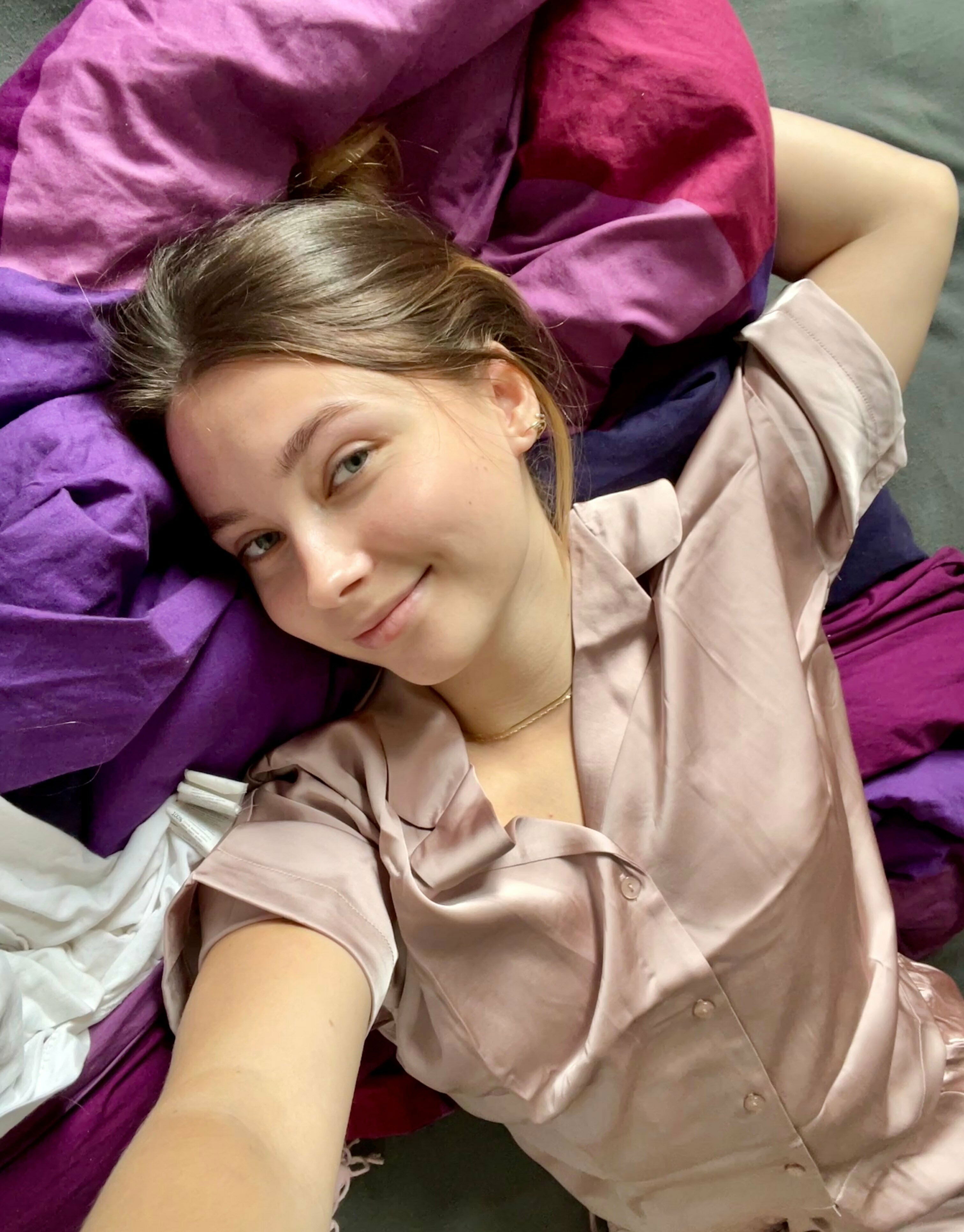 femomep911, 19 years old from Canada