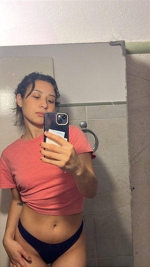 wetpussy5724's Profile Photo