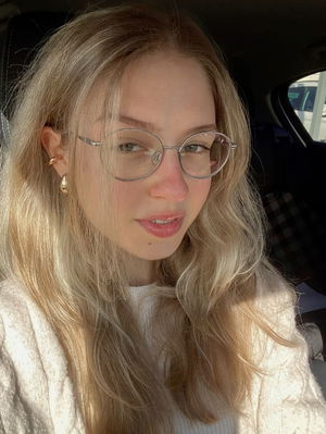 Eliza2156's Profile Photo