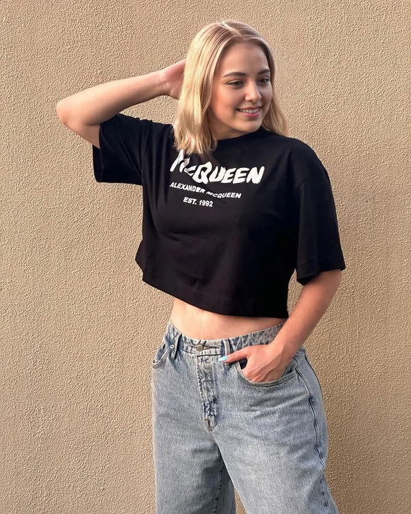 xawew96605, 25 years old from United Kingdom