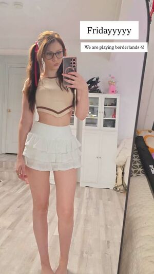 dotik32838, 21 years old from Canada