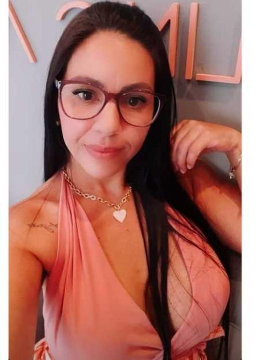 kugpoha, 24 years old from United Kingdom