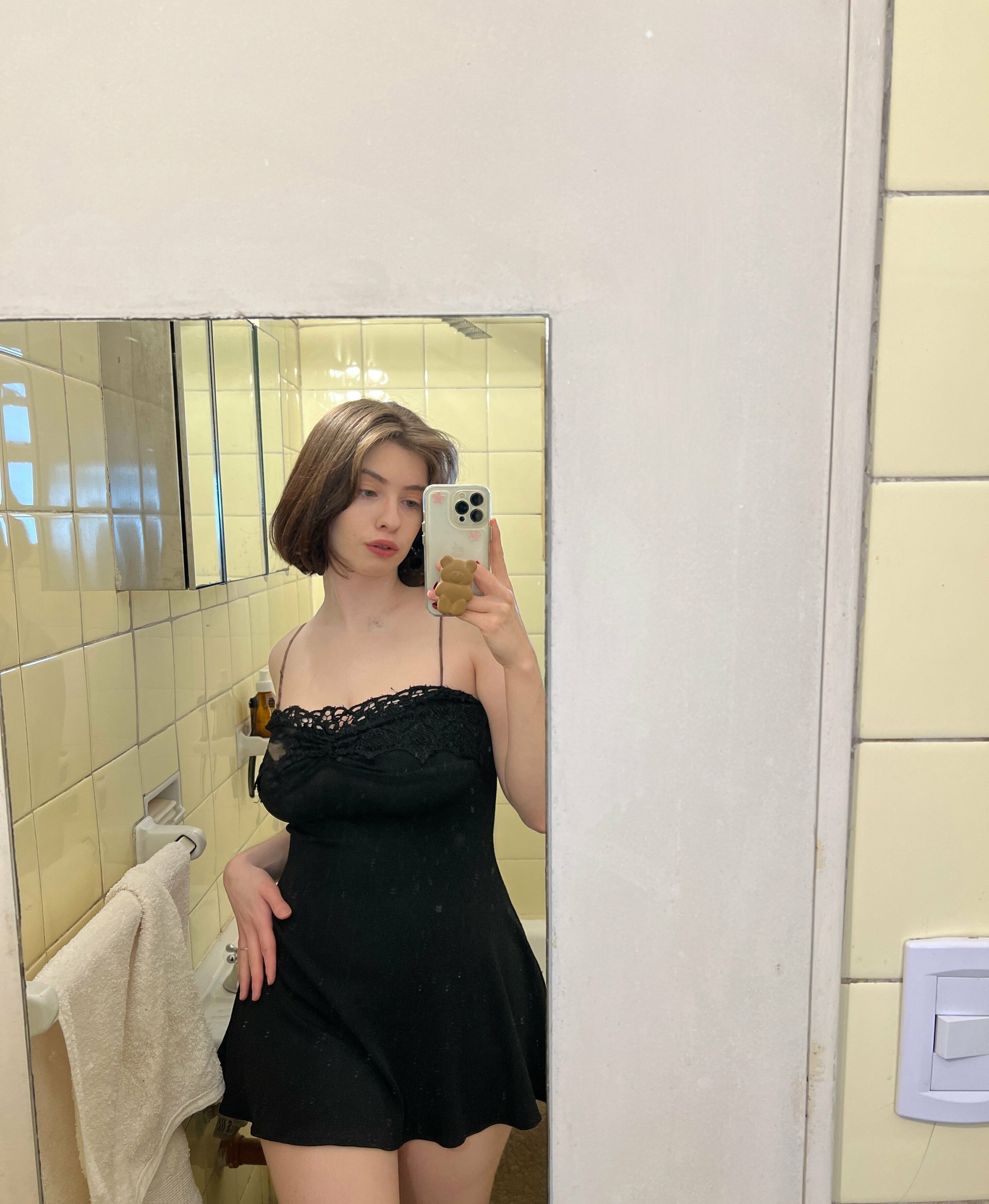 6xgeuvwm3o, 21 years old from United States