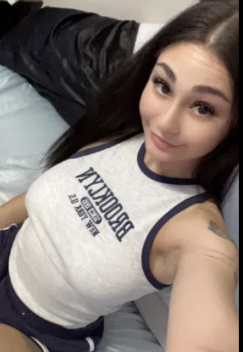 shikhi, 18 years old from United States