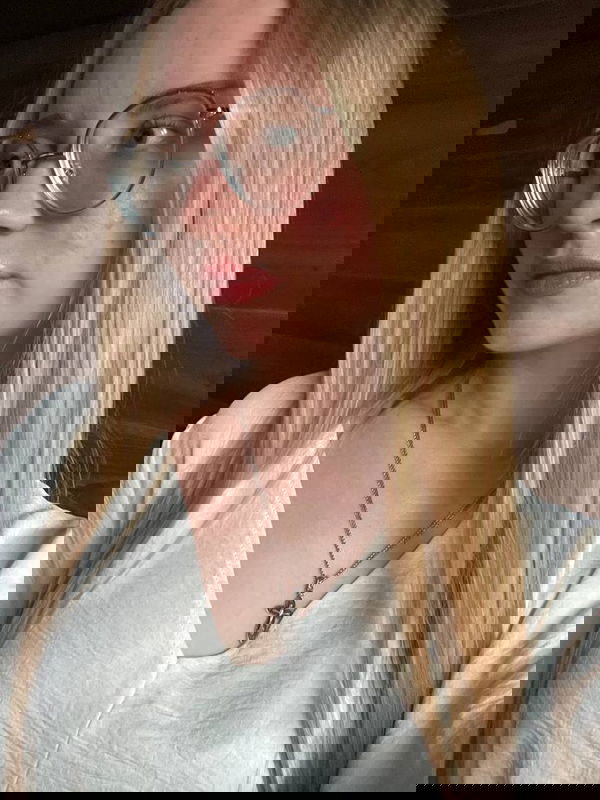 Caroline24, 24 years old from United Kingdom