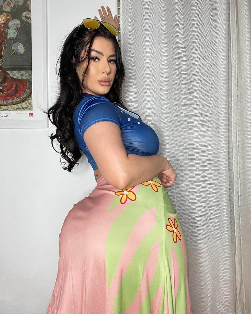 Divajoy77, 25 years old from United States