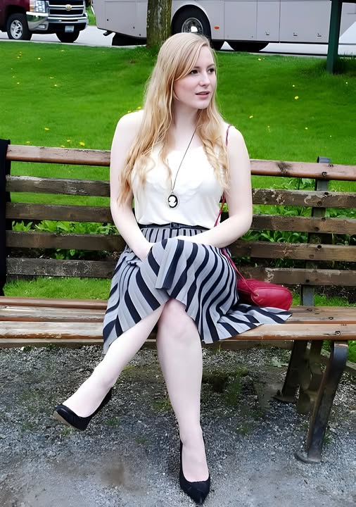 vakotat858, 25 years old from Canada