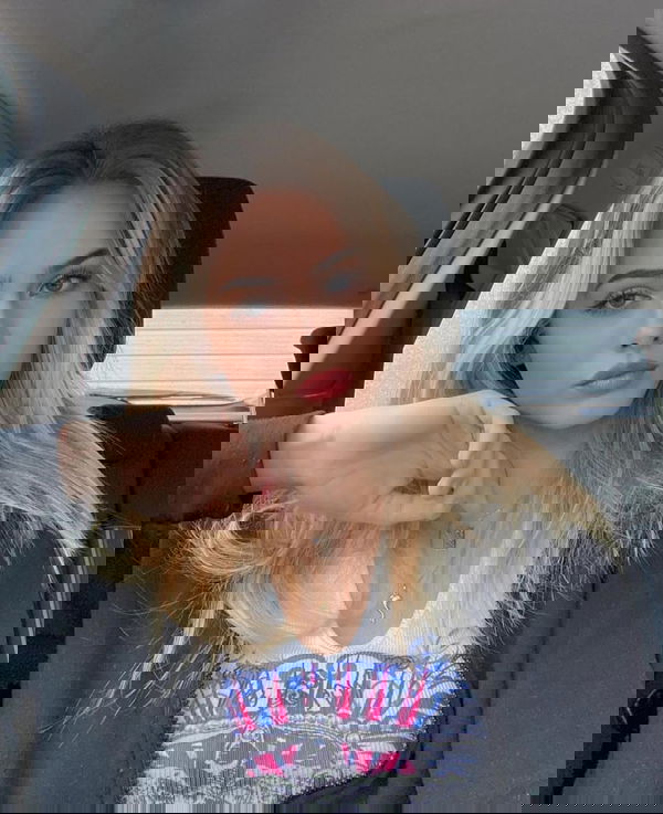 Giytokv_57gj, 20 years old from Germany