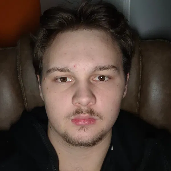 philip18, 18 years old from Austria