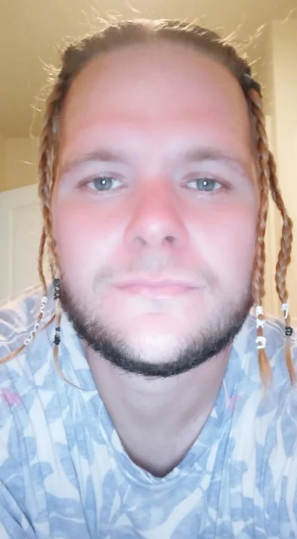 tooomuuch555, 30 years old from United States