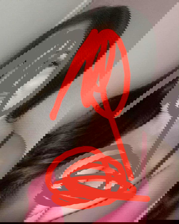 nilababy939, 19 years old from Canada