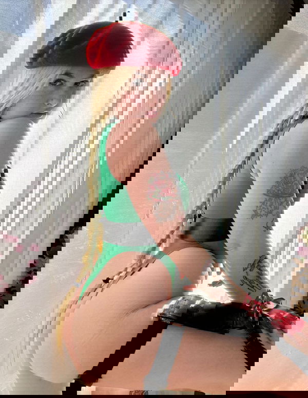 mogaw66383, 20 years old from Canada