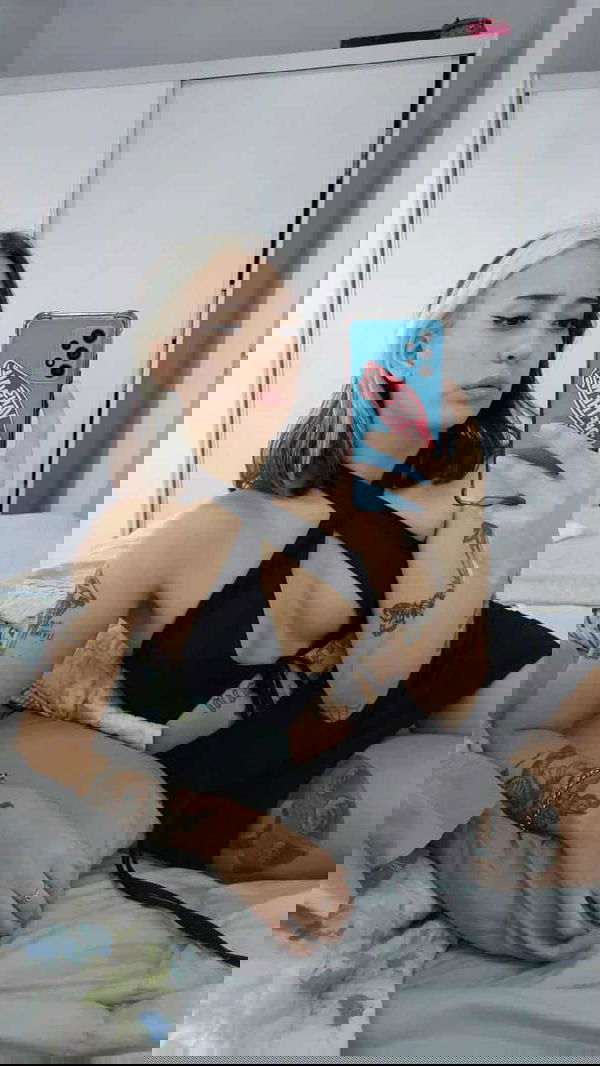 hacanal602, 20 years old from United States