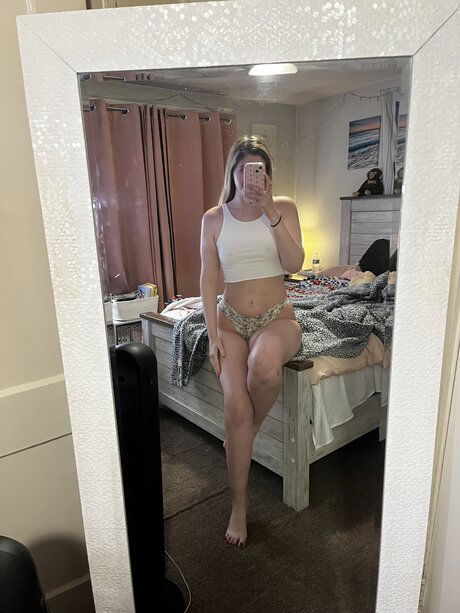 hevok65071, 23 years old from United Kingdom