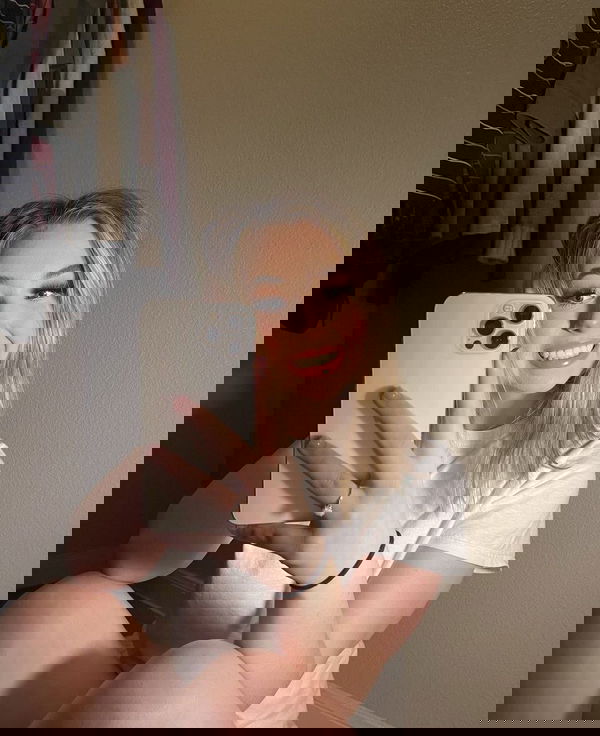 Sophie30035, 25 years old from United Kingdom