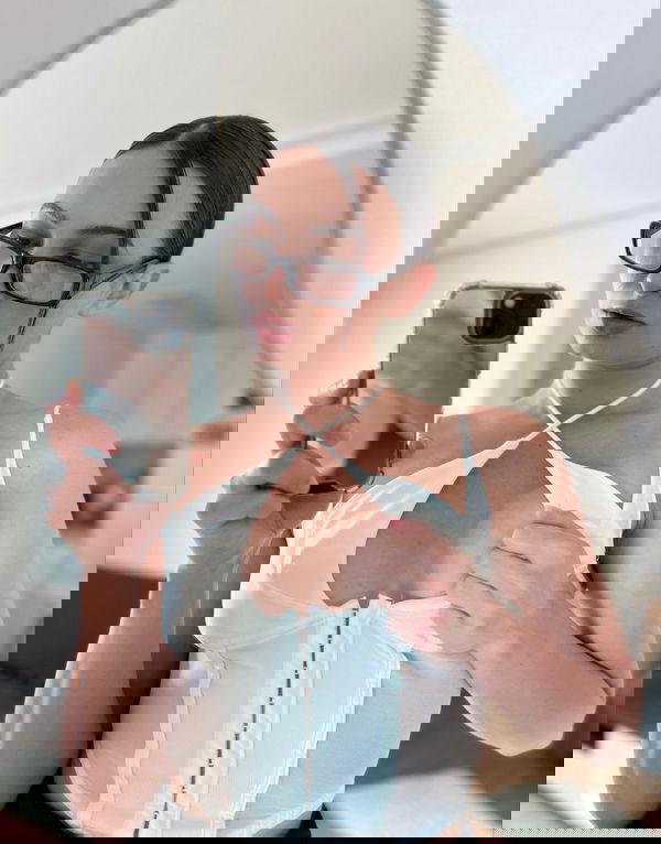 Natalia69, 22 years old from Belgium