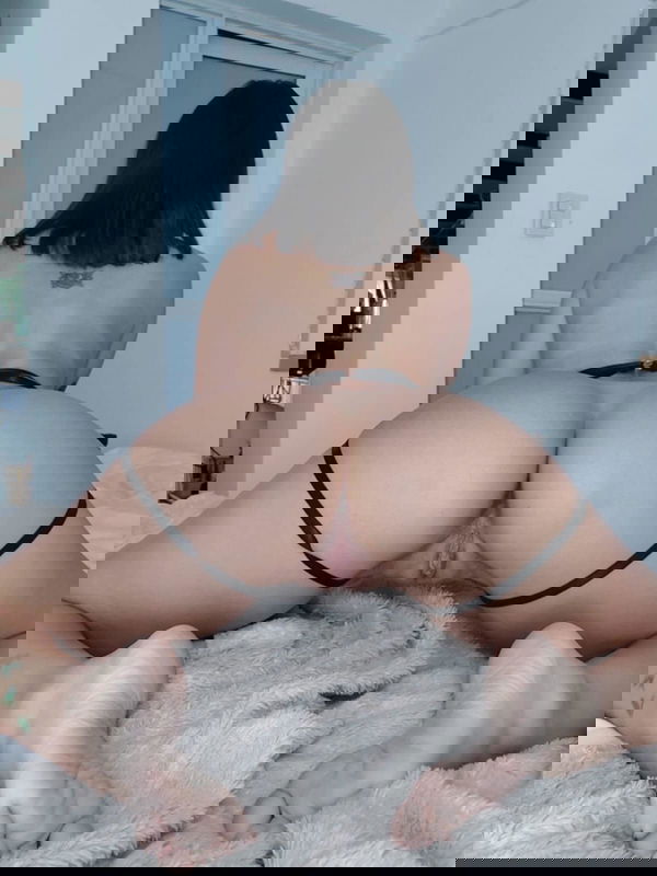 poxerav360, 21 years old from Canada