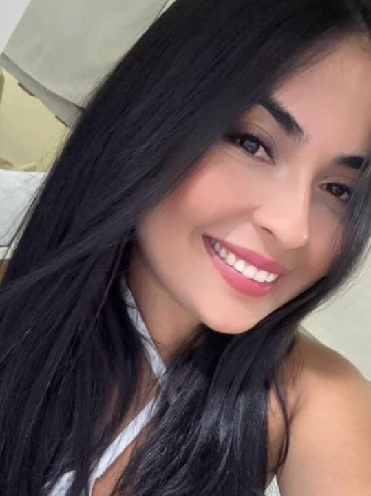 kigydoje, 24 years old from United Kingdom