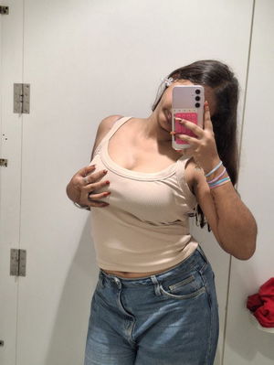 jenny02xx's Profile Photo