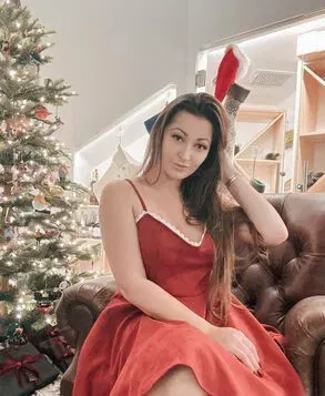 hot258, 22 years old from United States