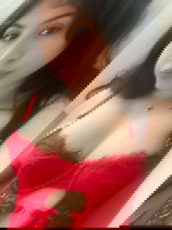 Creamyally20, 20 years old from United Kingdom