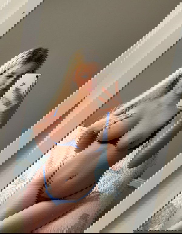 ragweehis, 21 years old from United States