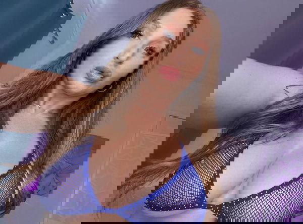 fanew20606, 22 years old from United Kingdom