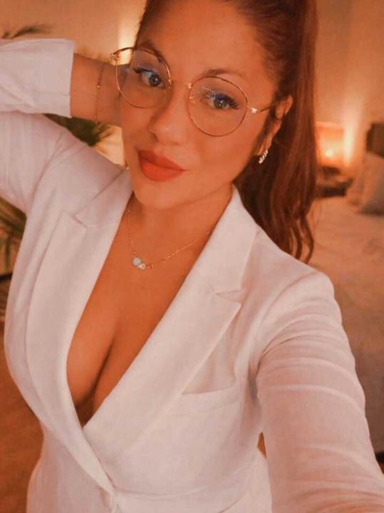 yzowqo, 24 years old from United States