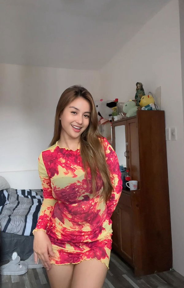 henow30758, 25 years old from United Kingdom