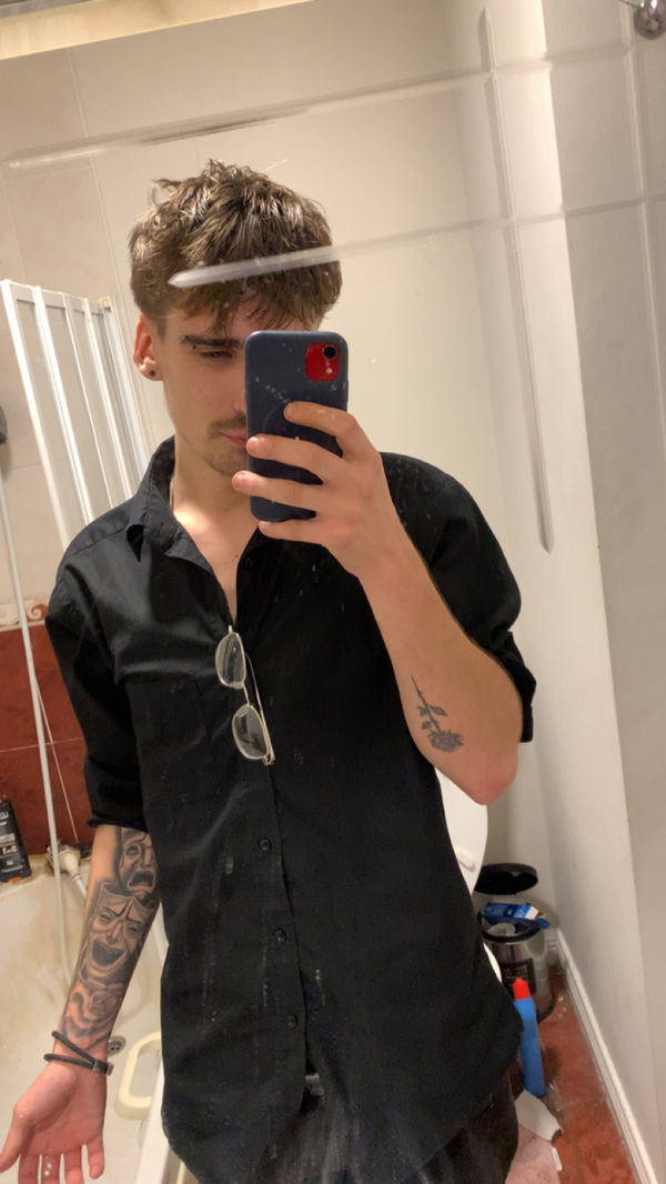 paddy, 24 years old from Ireland