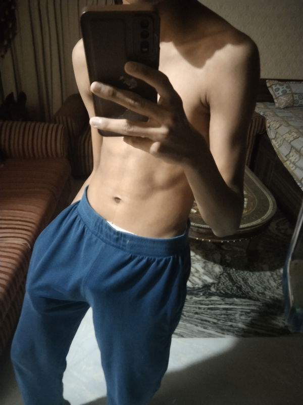 KiraYoshikage, 19 years old from Australia