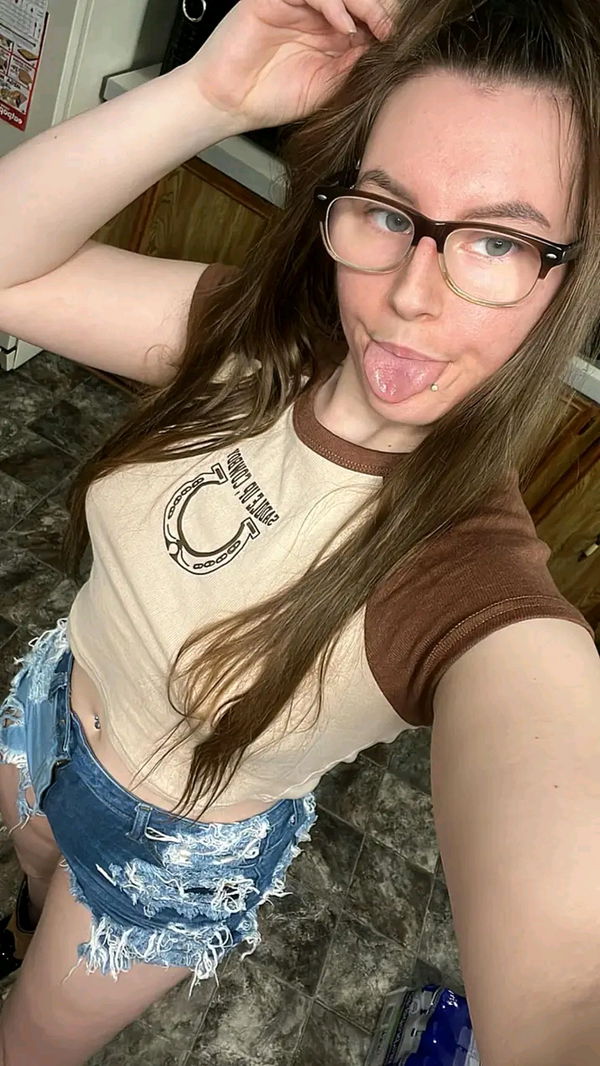 bacewe2811, 28 years old from United States