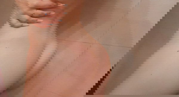 AlisaL, 21 years old from United Kingdom