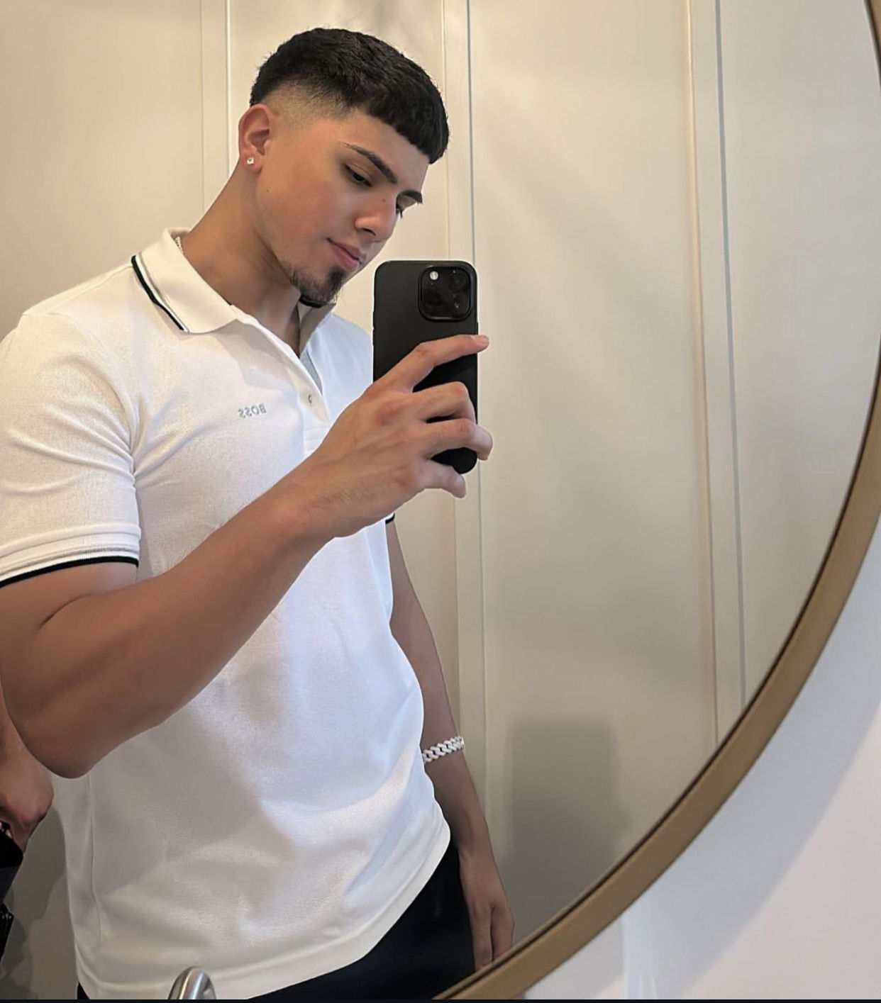 ray_bates09's Profile Photo