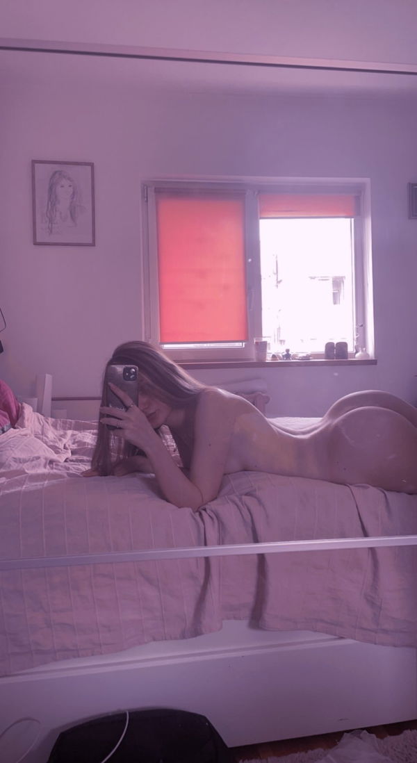 talisaqueen46, 22 years old from Canada