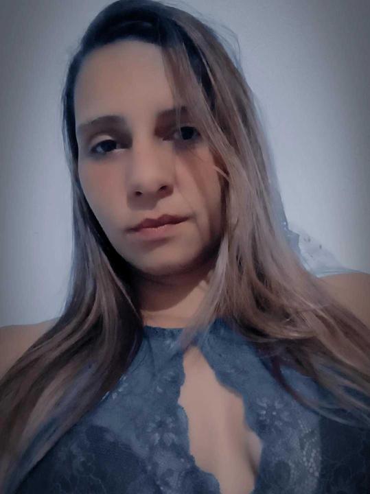 modepe, 25 years old from United States