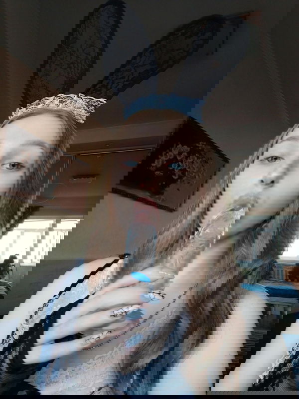 alinammoo11, 25 years old from United States