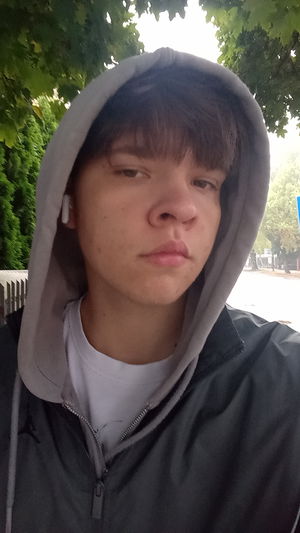 dejvid's Profile Photo