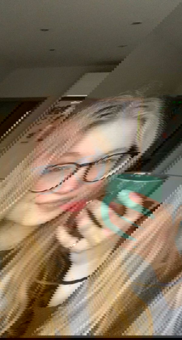 Anna18, 18 years old from Poland