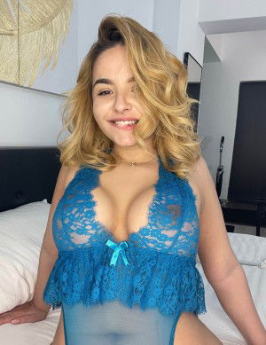 qiqkvzze's Profile Photo