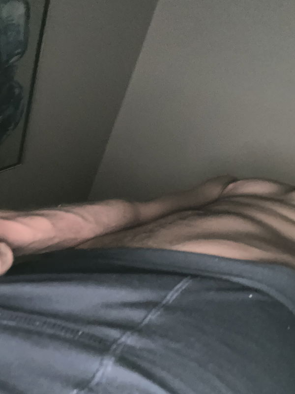 qexesyhi, 19 years old from Norway