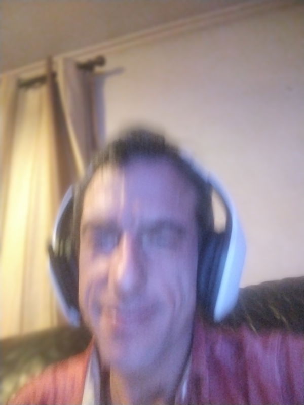 superduper, 42 years old from Ireland