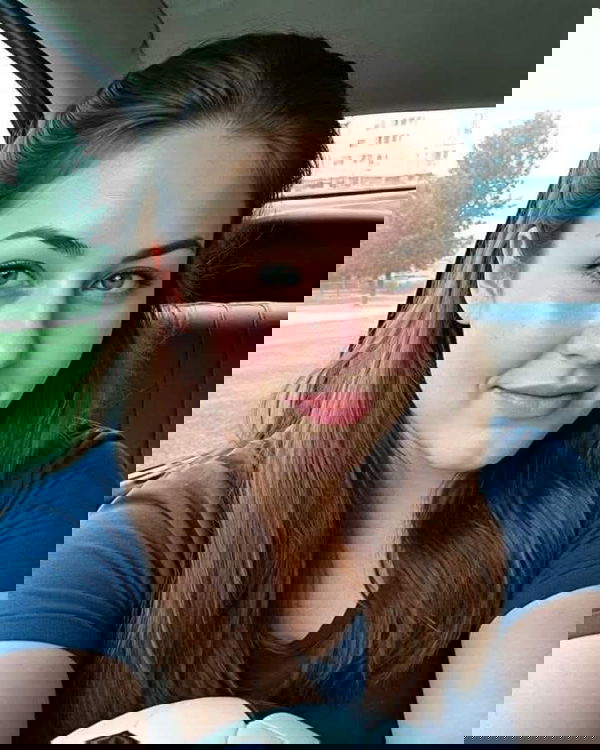 Vivian227, 22 years old from Sweden